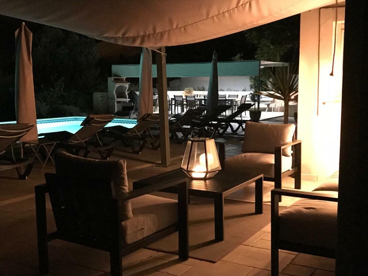 Jamy Avec Piscine Holiday home Roaix